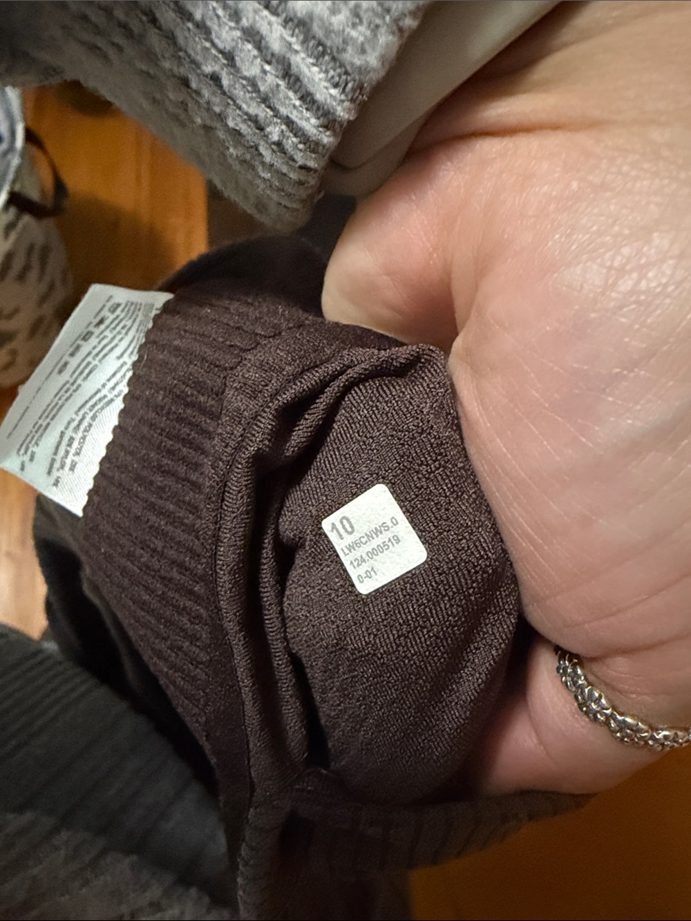 Lululemon ribbed soft stream - Picture 2 of 5